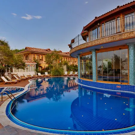 Palace Olive Odore Hotel 3*