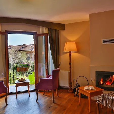 Palace Olive Odore Hotel 3*