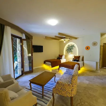 Palace Olive Odore 3* Küçükkuyu